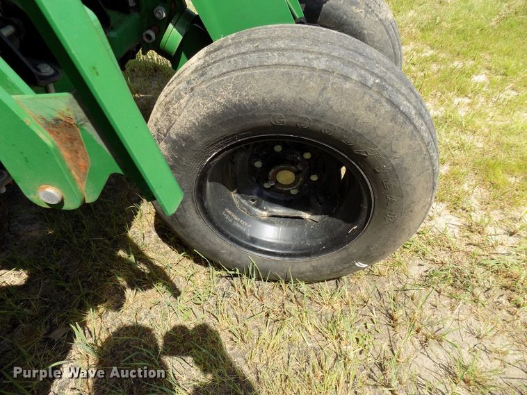 image for item FJ9290 Great Plains 3S3000 grain drill