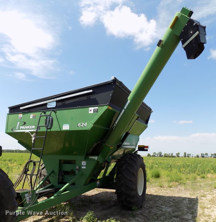 image for item FJ9291 Parker 624 grain cart