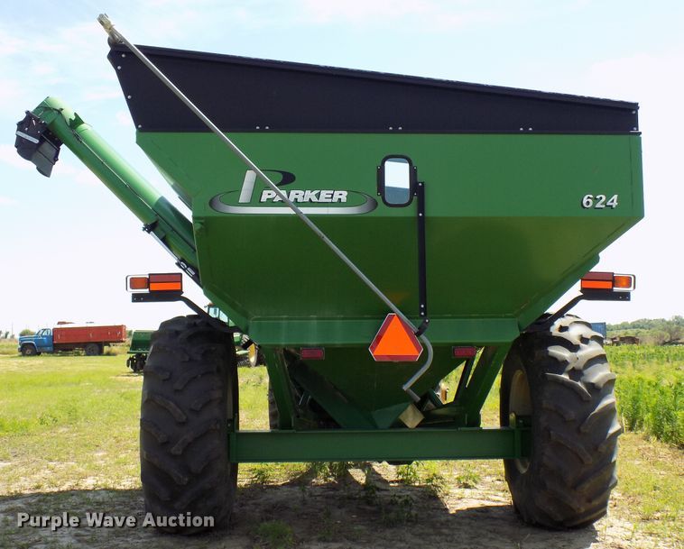 image for item FJ9291 Parker 624 grain cart