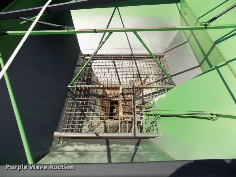 image for item FJ9291 Parker 624 grain cart