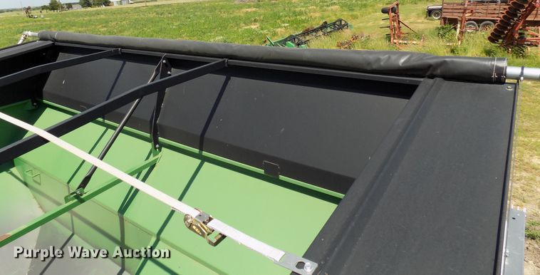 image for item FJ9291 Parker 624 grain cart