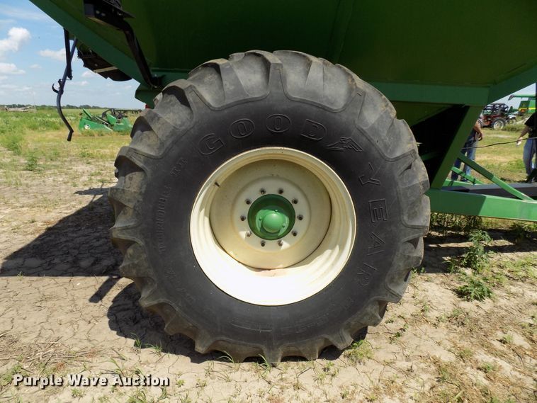 image for item FJ9291 Parker 624 grain cart