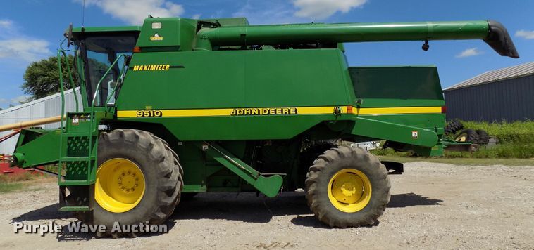 image for item FJ9293 1998 John Deere 9510 RWA combine