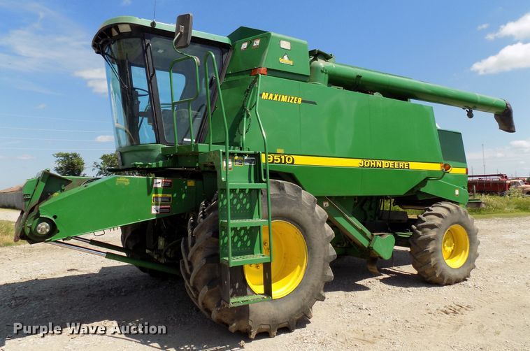 image for item FJ9293 1998 John Deere 9510 RWA combine
