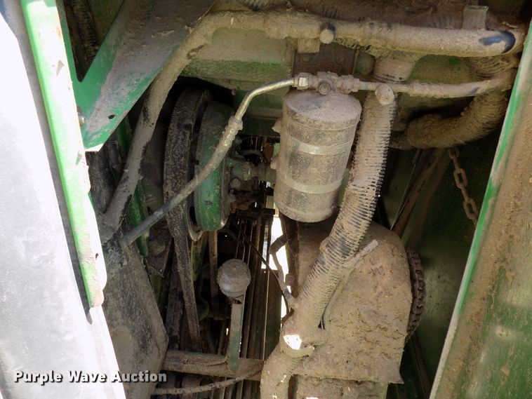 image for item FJ9293 1998 John Deere 9510 RWA combine