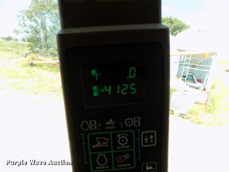 image for item FJ9293 1998 John Deere 9510 RWA combine