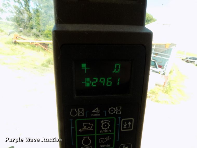 image for item FJ9293 1998 John Deere 9510 RWA combine