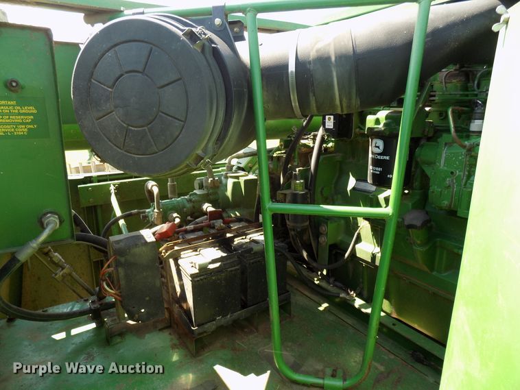 image for item FJ9293 1998 John Deere 9510 RWA combine