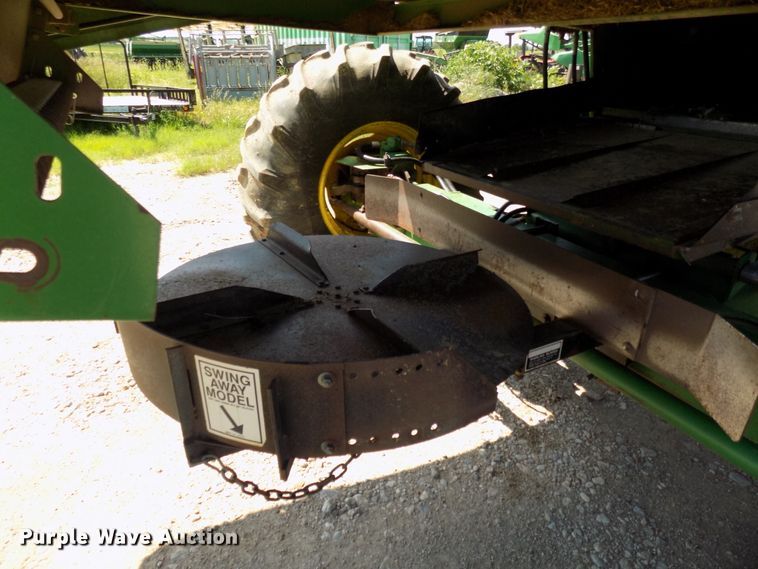 image for item FJ9293 1998 John Deere 9510 RWA combine