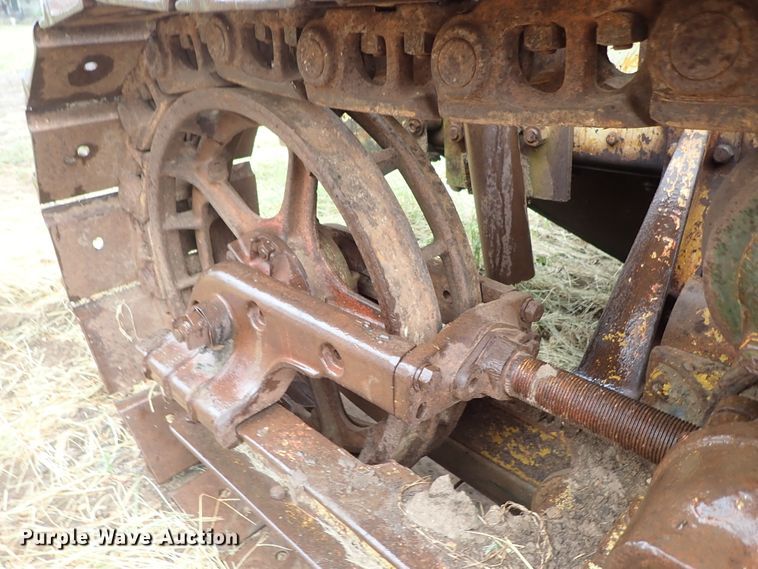 image for item FR9423 International D14 dozer