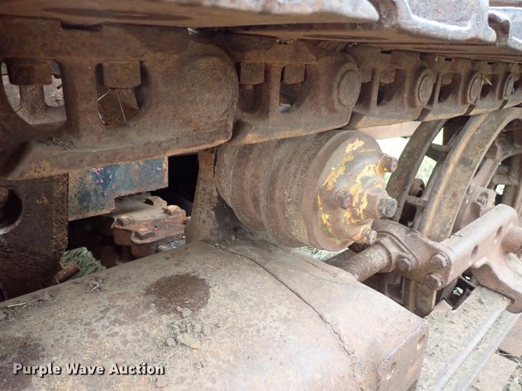 image for item FR9423 International D14 dozer