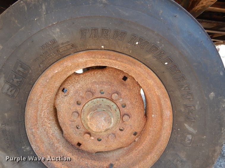 image for item GC9254 Calhoun 8920 silage wagon