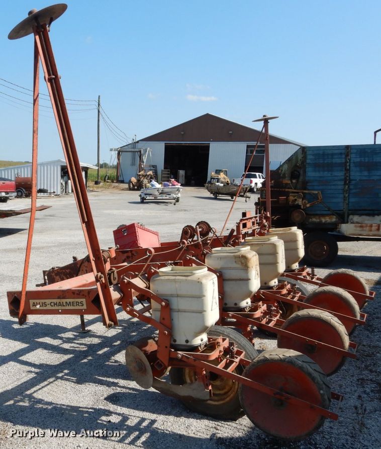 image for item GC9256 Allis Chalmers planter