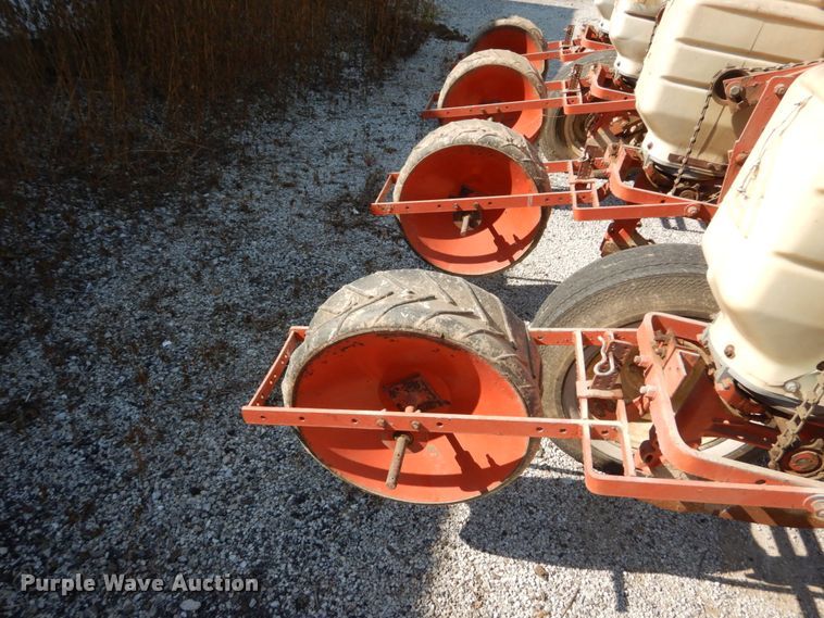 image for item GC9256 Allis Chalmers planter