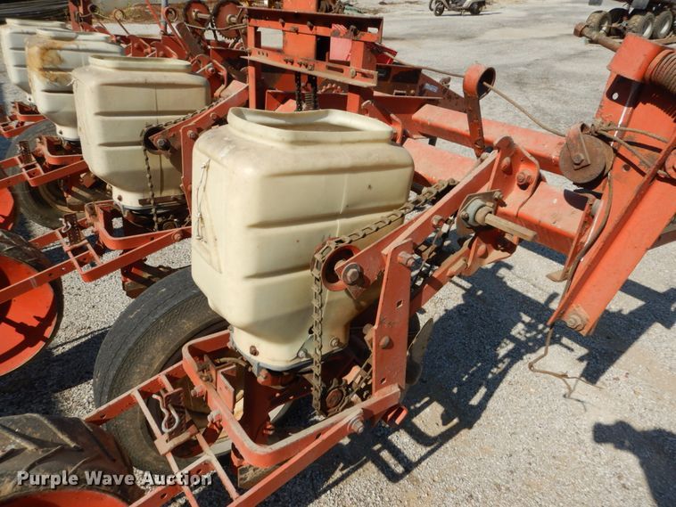 image for item GC9256 Allis Chalmers planter