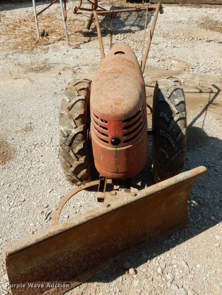 image for item GC9257 David Bradley Super Power 917357560 garden tractor