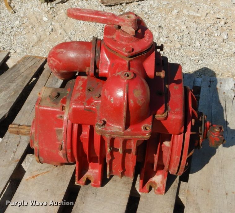 image for item GC9260 John Deere in-furrow liquid fertilizer applicator