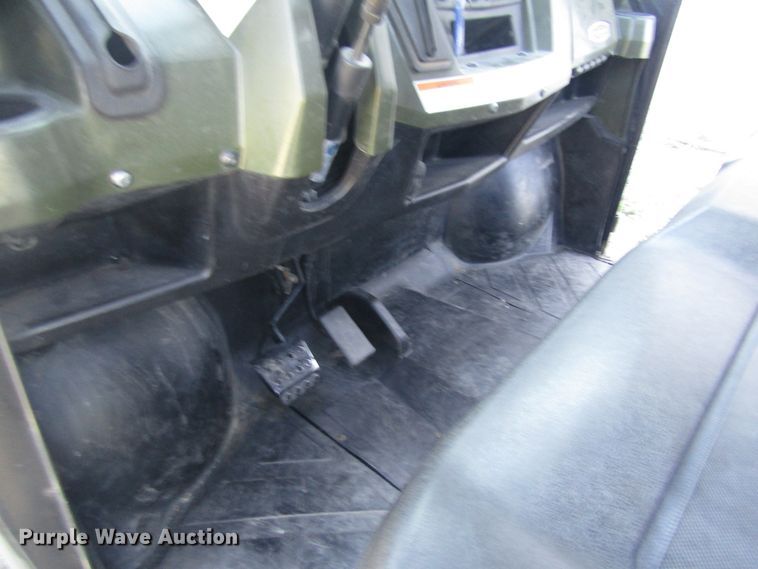 image for item GE9759 2010 Polaris Ranger 800EFI HD utility vehicle