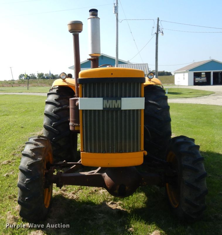 image for item GG9131 1963 Minneapolis Moline G706 MFWD tractor