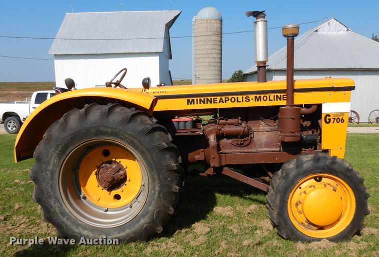 image for item GG9131 1963 Minneapolis Moline G706 MFWD tractor