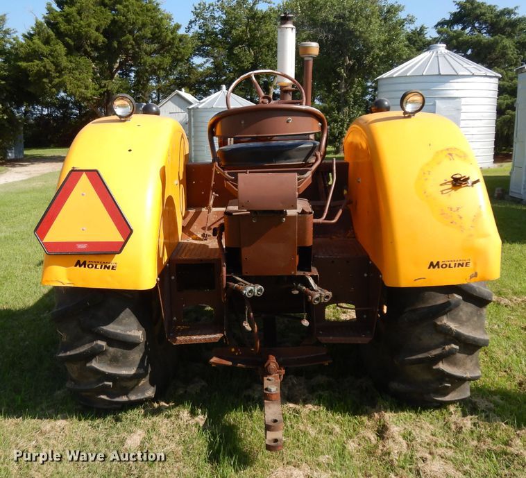 image for item GG9131 1963 Minneapolis Moline G706 MFWD tractor