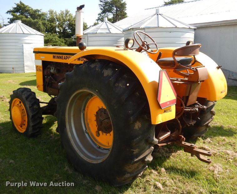 image for item GG9131 1963 Minneapolis Moline G706 MFWD tractor