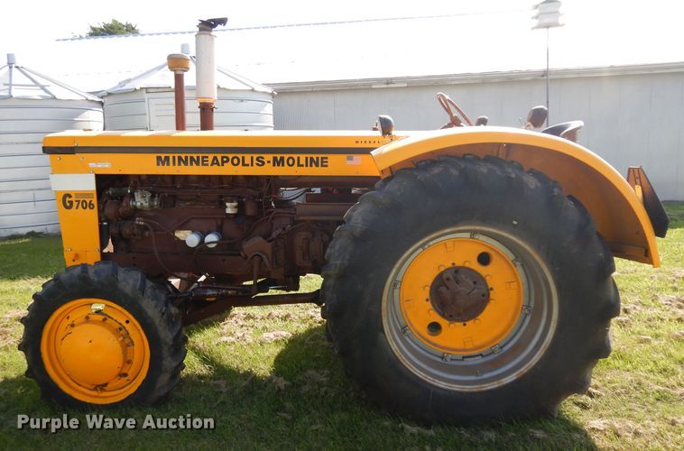 image for item GG9131 1963 Minneapolis Moline G706 MFWD tractor