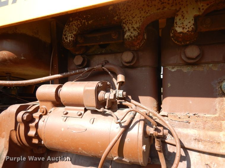 image for item GG9131 1963 Minneapolis Moline G706 MFWD tractor