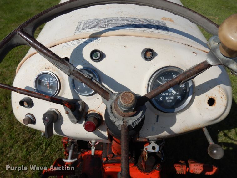 image for item GG9132 1974 David Brown 1212 tractor