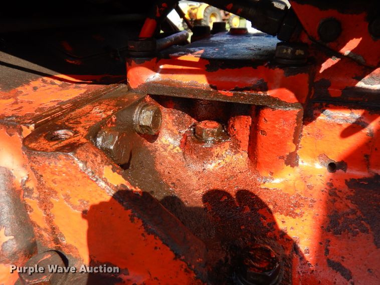 image for item GG9132 1974 David Brown 1212 tractor