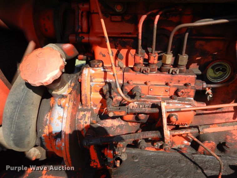 image for item GG9132 1974 David Brown 1212 tractor