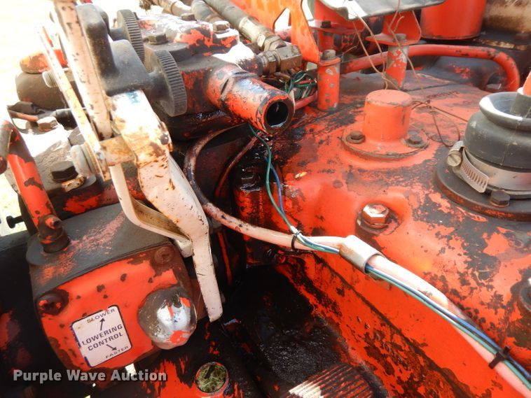 image for item GG9132 1974 David Brown 1212 tractor