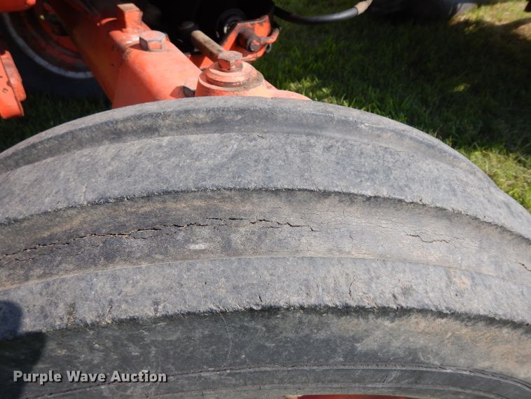 image for item GG9132 1974 David Brown 1212 tractor