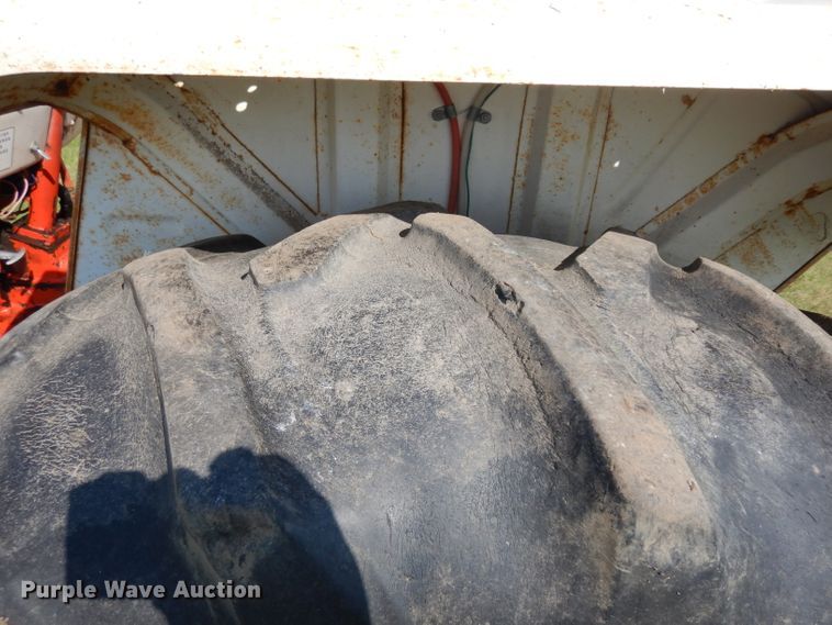 image for item GG9132 1974 David Brown 1212 tractor