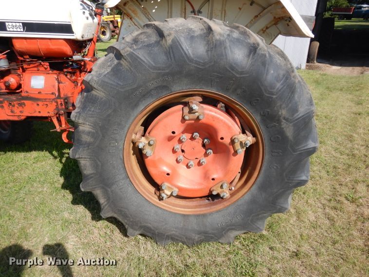 image for item GG9132 1974 David Brown 1212 tractor