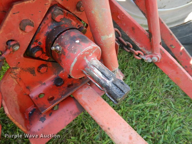 image for item GG9133 1949 Ford 8N tractor