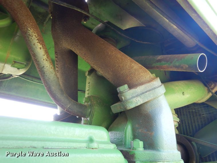 image for item GG9136 1952 John Deere R tractor