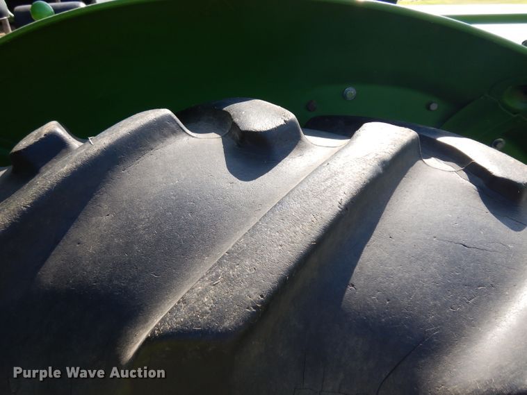 image for item GG9136 1952 John Deere R tractor