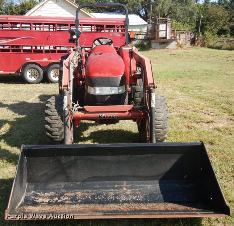 image for item GG9193 2004 Case IH DX55 MFWD tractor