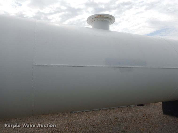 image for item GH9619 (2) anhydrous ammonia bulk tanks