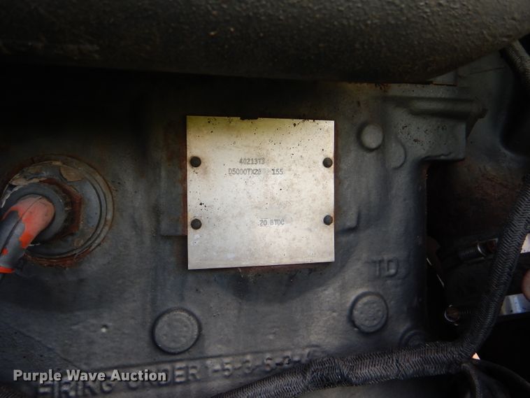 image for item GH9742 1985 White 2-155 Farm Boss MFWD tractor