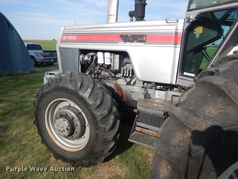 image for item GH9742 1985 White 2-155 Farm Boss MFWD tractor