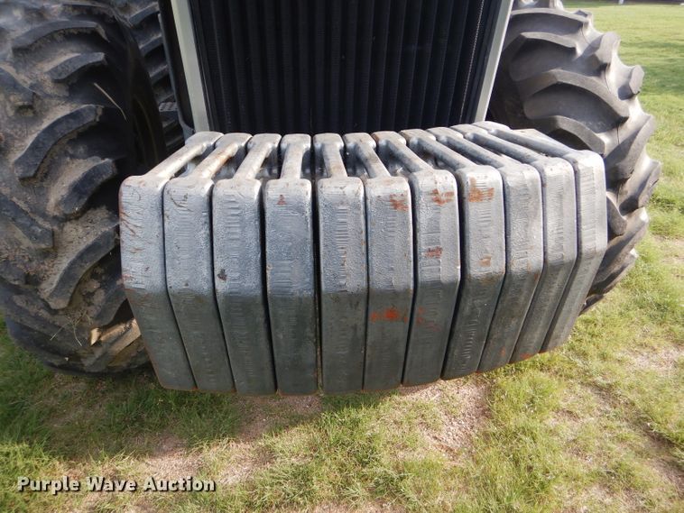 image for item GH9742 1985 White 2-155 Farm Boss MFWD tractor