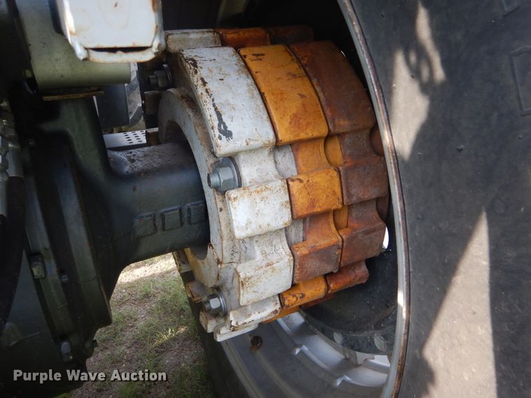 image for item GH9742 1985 White 2-155 Farm Boss MFWD tractor