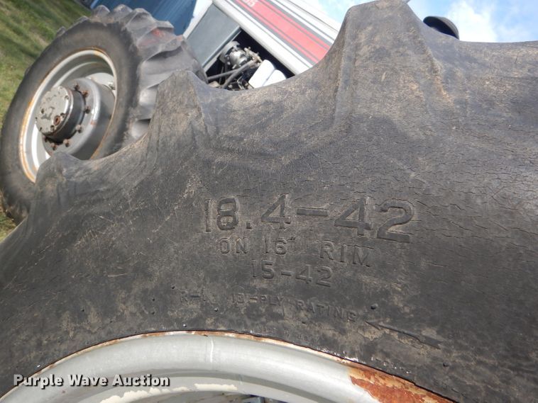 image for item GH9742 1985 White 2-155 Farm Boss MFWD tractor