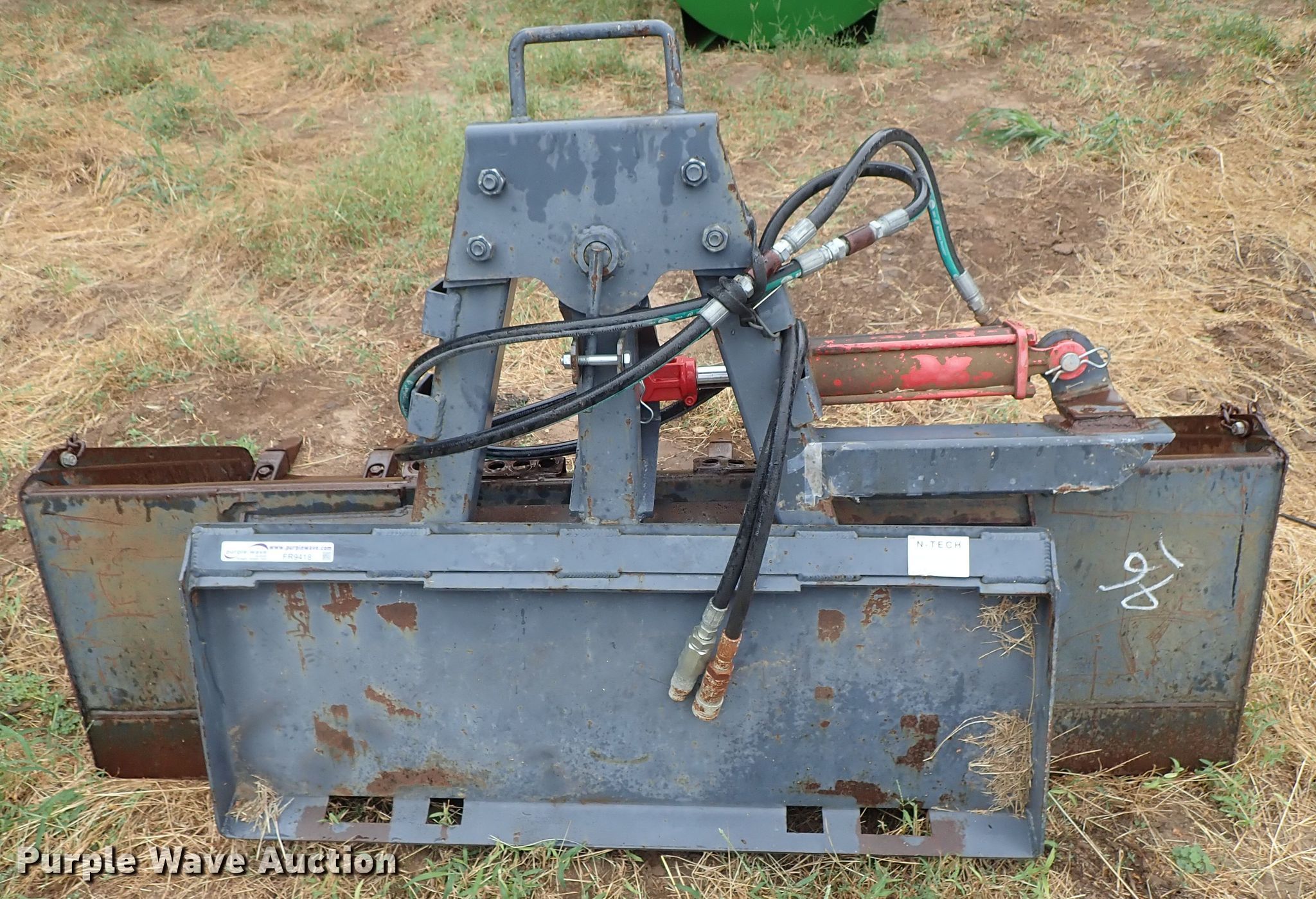 NTech skid steer bucket in Mount Hope, KS Item FR9418 sold Purple Wave