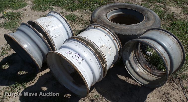 image for item DA3626 (6) super single truck wheels
