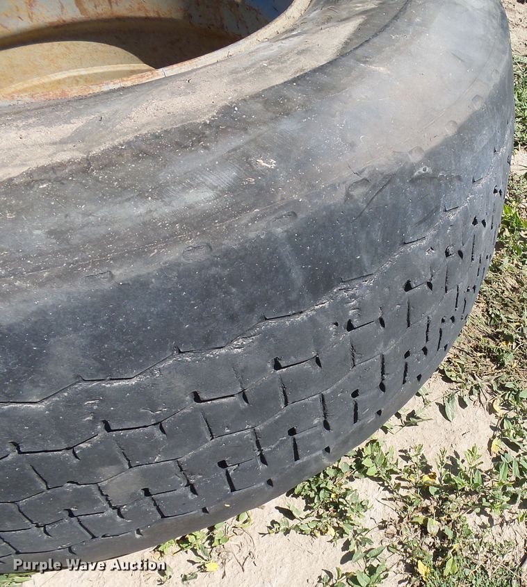 image for item DA3626 (6) super single truck wheels