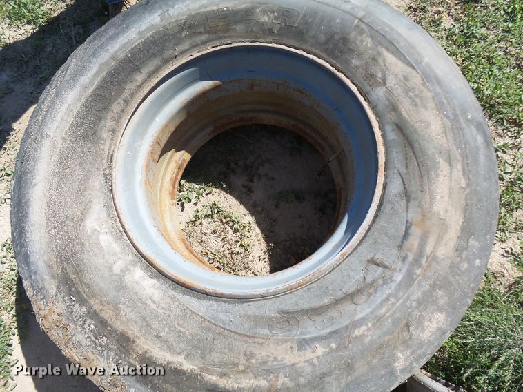 image for item DA3626 (6) super single truck wheels