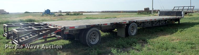 image for item DE5529 2006 Transcraft DTL-2100 drop deck equipment trailer